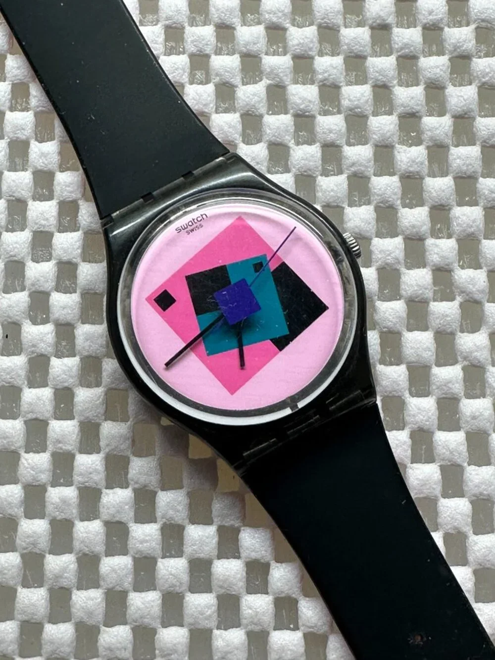 Swatch Watch Crazy Square GA109 Classic 2014